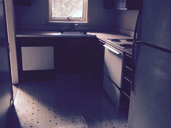 Kitchen, Dishwasher