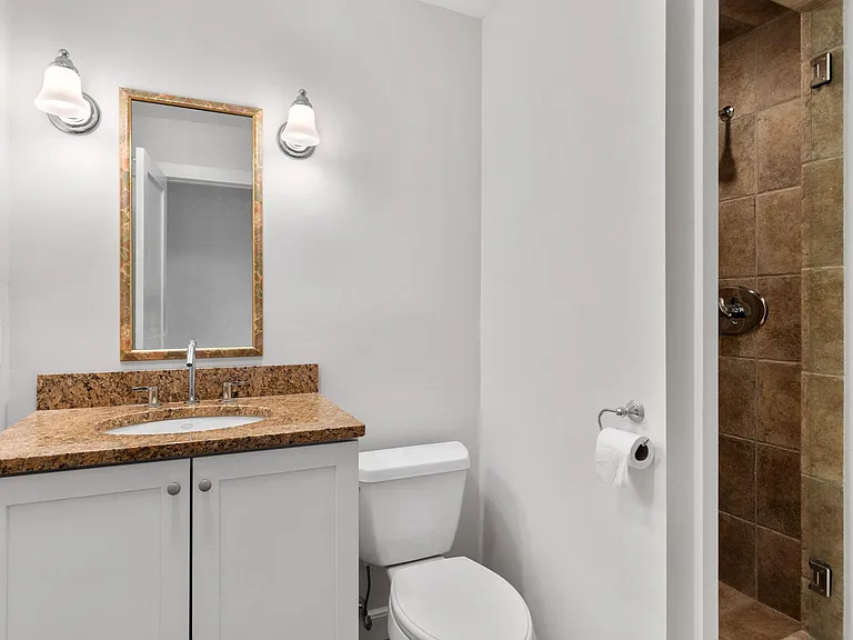 122 Beacon St #6 — Photo 12