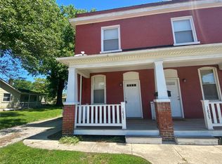 1827 W Main St, Belleville, IL 62226