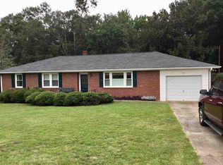 204 Edgebrook Dr, Anderson, SC 29621