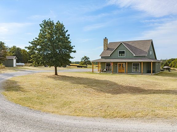 3rd image of 474 Legacy Ln