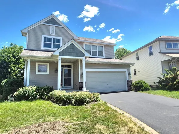1767 Fescue Ct, Shakopee, MN 55379