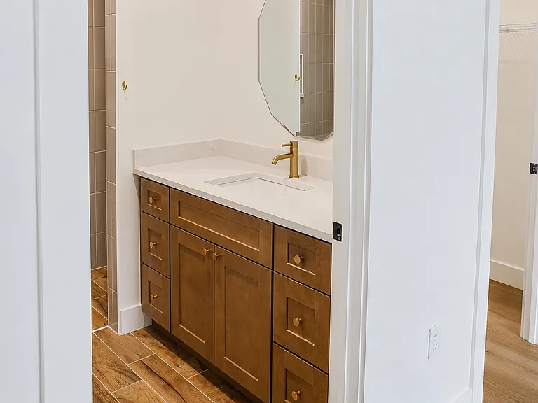 820 26th Ave E #102 — Photo 21