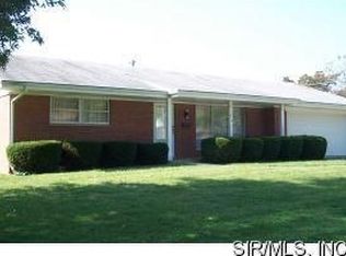 410 Kensington Dr, Belleville, IL