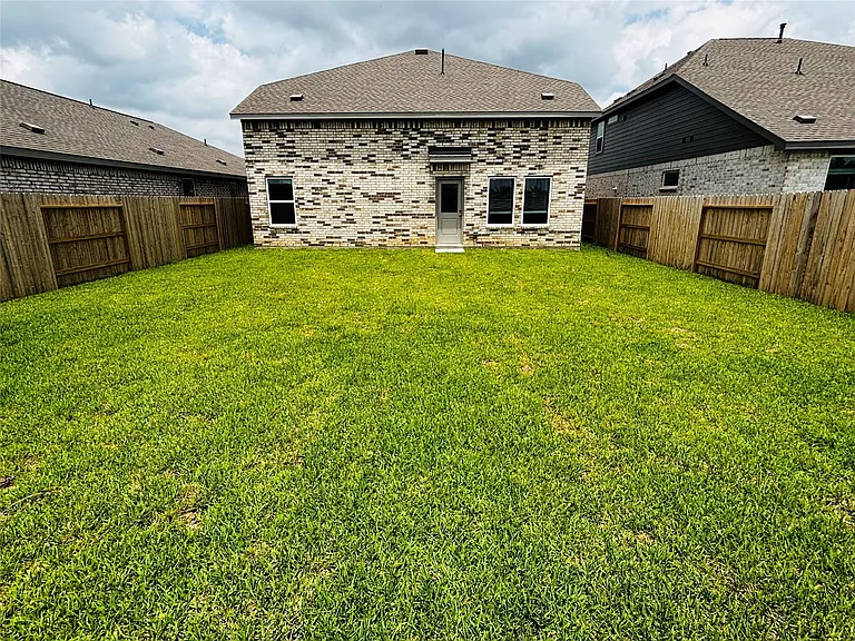 2126 Mosaic Valley Ct — Photo 34