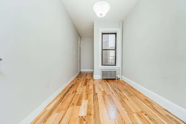 Rented by Nooklyn NYC LLC | media 12
