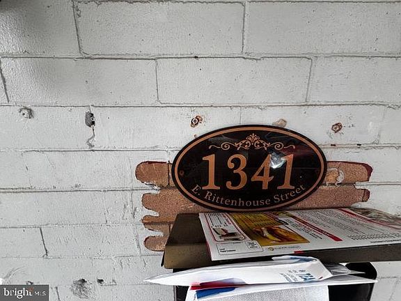 5th image of 1341 E Rittenhouse St