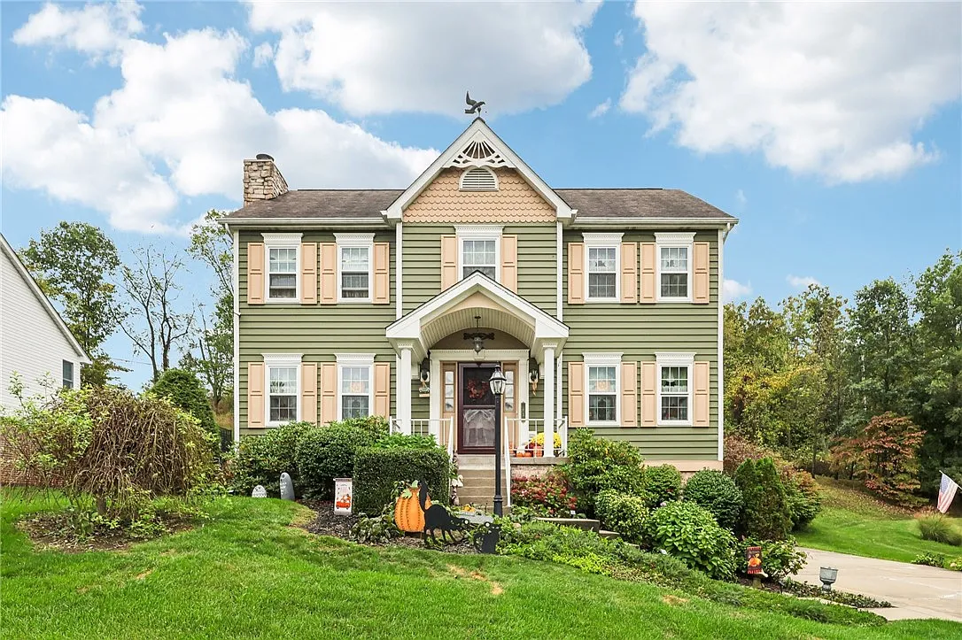 83 Rodgers Dr photo 1