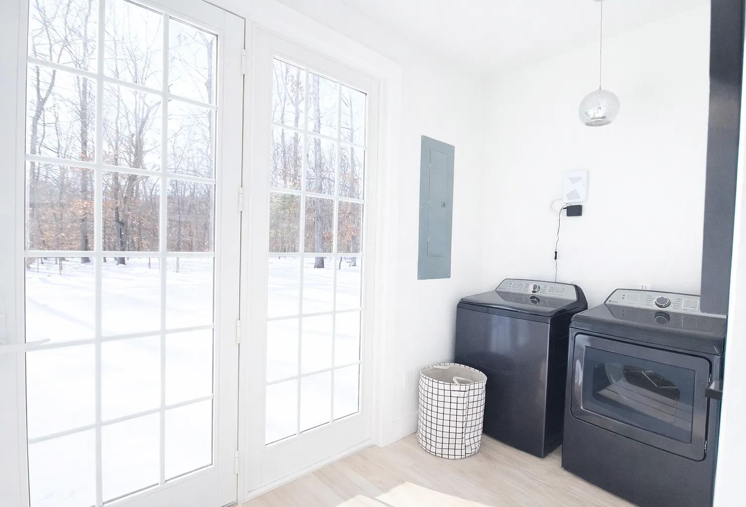 3 bed, 1800 sqft, $3,800 — Photo 3