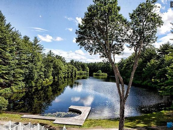 4th image of 32 Winterwood Dr