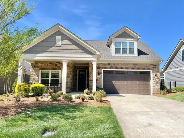 9049 Treetop Way NW, Concord, NC 28027