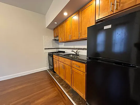 Rented by Oxford Property Group | media 4