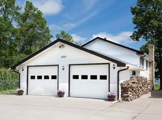 3325 Interlachen Dr NE, Ham Lake, MN 55304
