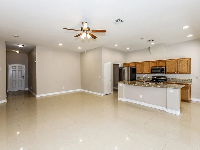 3370 Wasatch Cedars St — Photo 4