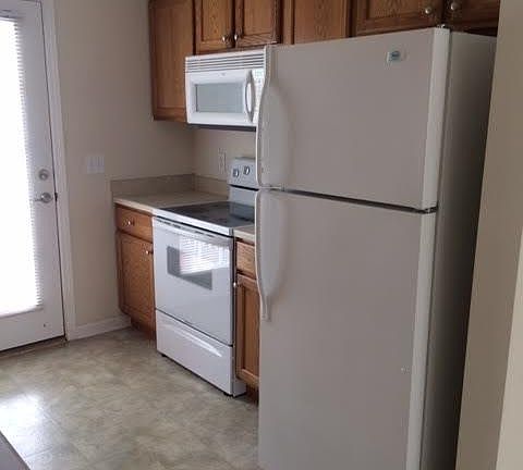 5th image of 1303 Kensington Pl