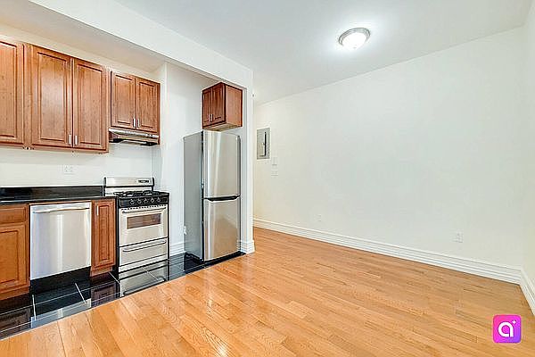 1st image of 4 W 103rd St APT 2C