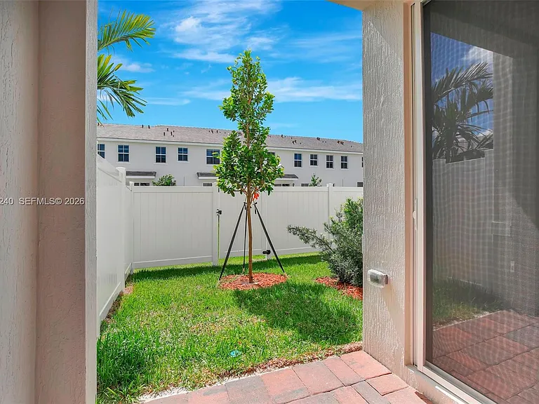 129 SW 171st Way — Photo 39