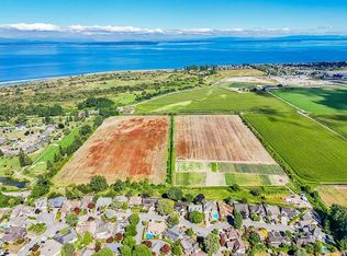 5761 6th Ave, Tsawwassen, BC V4L 0A7