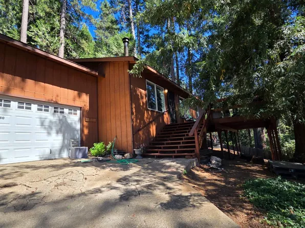 6940 Pony Express Trl, Pollock Pines, CA 95726