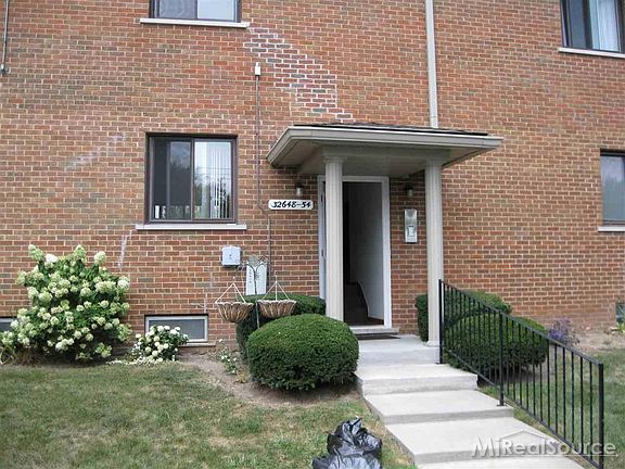 2nd image of 32648 Harper Ave