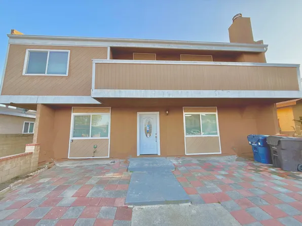 7782 Newman Ave Unit 1, Huntington Beach, CA 92647