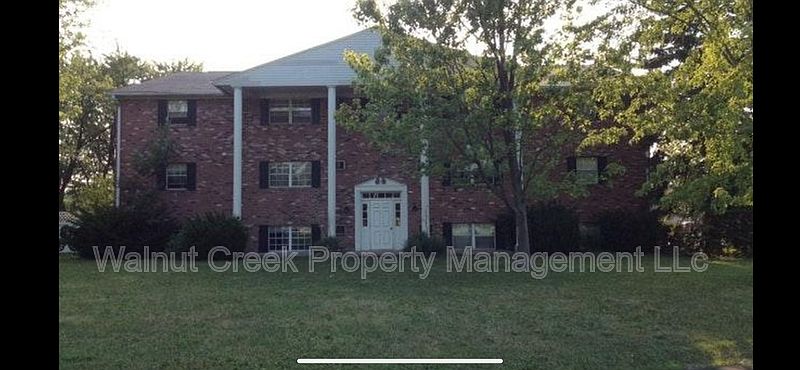 1st image of 115 Fox Hill Ln #A2