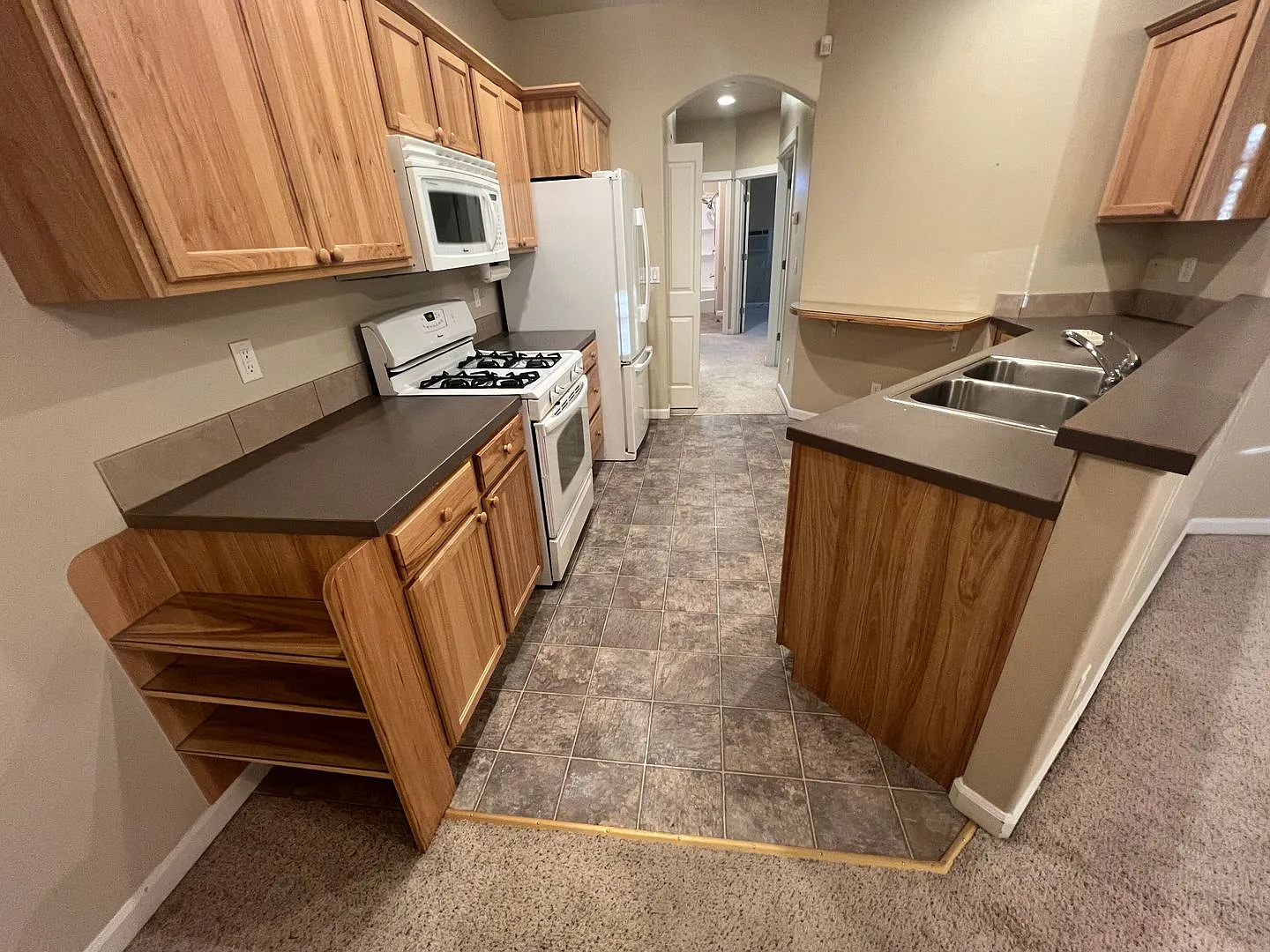 Mary Rose Pl., 2301 NE - 02301-MARY-00 — Photo 3