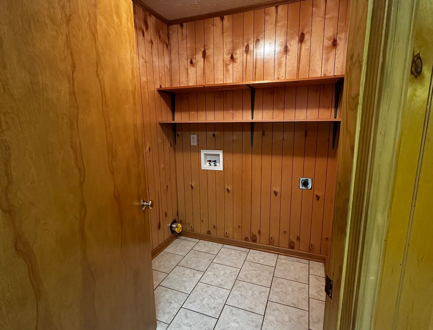 Winter Hill Ct, Hudson — Photo 3