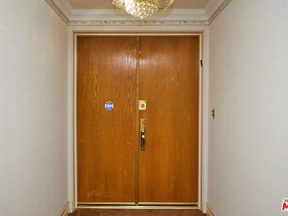4th image of 750 S Bundy Dr APT 305
