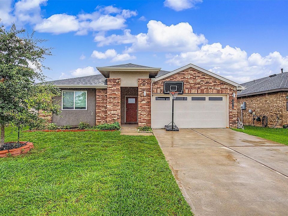 1st image of 29518 Paytons Park Ct