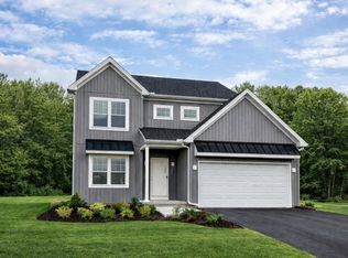 219 Pilgrim Dr, Lancaster, PA 17603