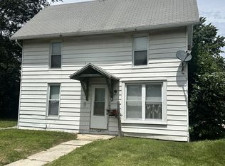 512 E Calhoun St, Macomb, IL 61455