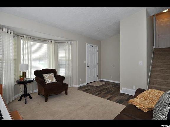 2nd image of 2907 S Olive Brook Cir
