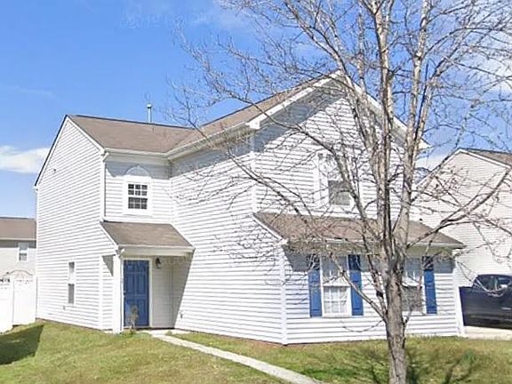 2nd image of 8405 Rolling Meadows Ln
