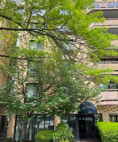 141 Great Neck Rd #3A — Photo 1