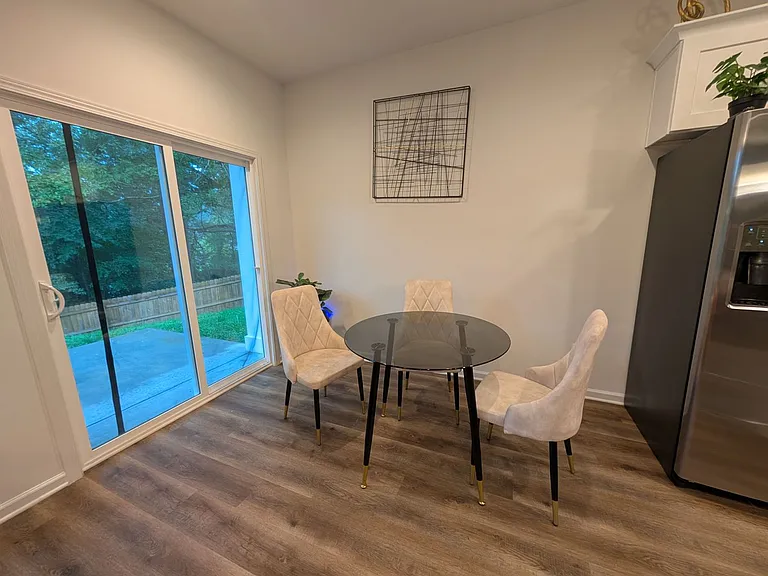 6043 Sullins Rd — Photo 5