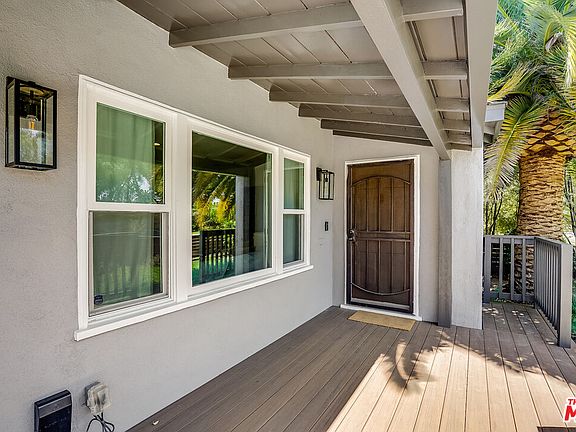 5th image of 11819 Pacific Ave