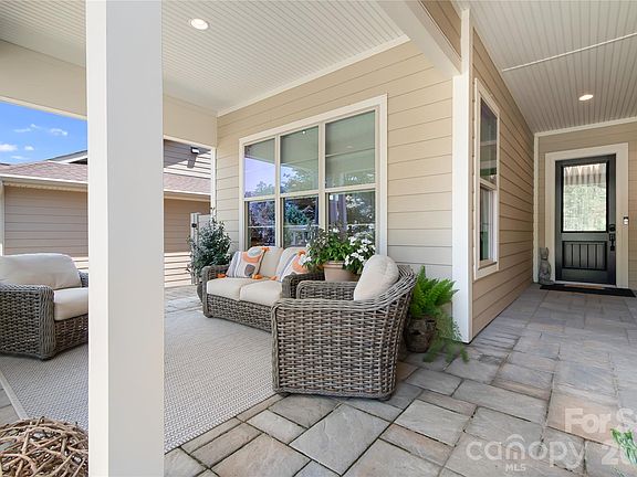 4th image of 7142 Hanging Rock Ct