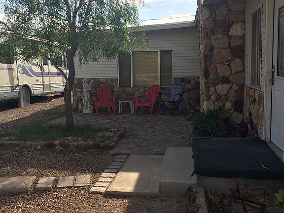 3rd image of 2073 Lakeside Dr