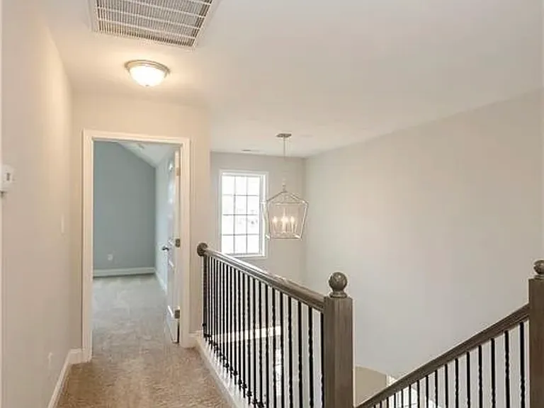 130 Brummel Ct — Photo 20