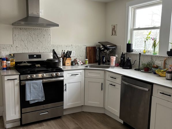 233 Railroad Ave #233