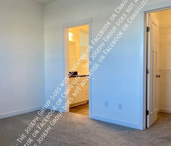 2285 Brome St #C — Photo 14