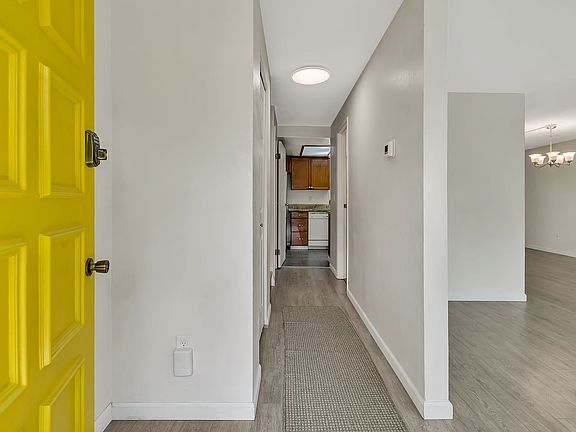 4th image of 5067 34th St NE