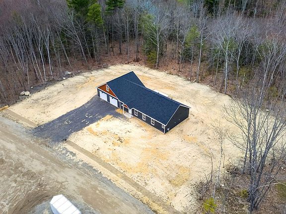 3rd image of 103 McGrath Pond Loop Road