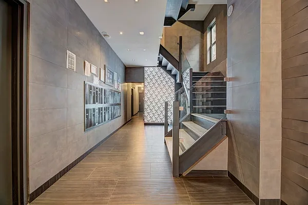 Rented by REAL New York | media 9