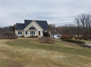 23 Blossom Dr, Pomfret Center, CT 06259