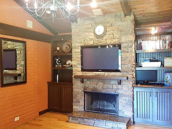 5th image of 865 Meadow Rock Dr