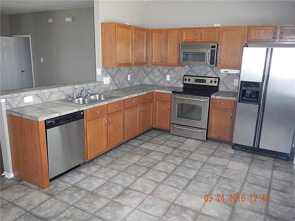 4th image of 9200 Wellington Dr