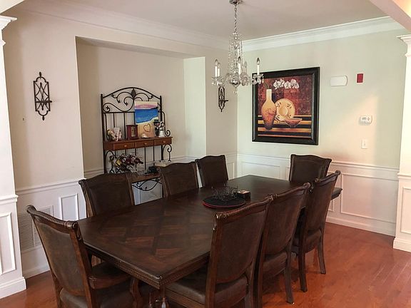 Spacious Dining Room