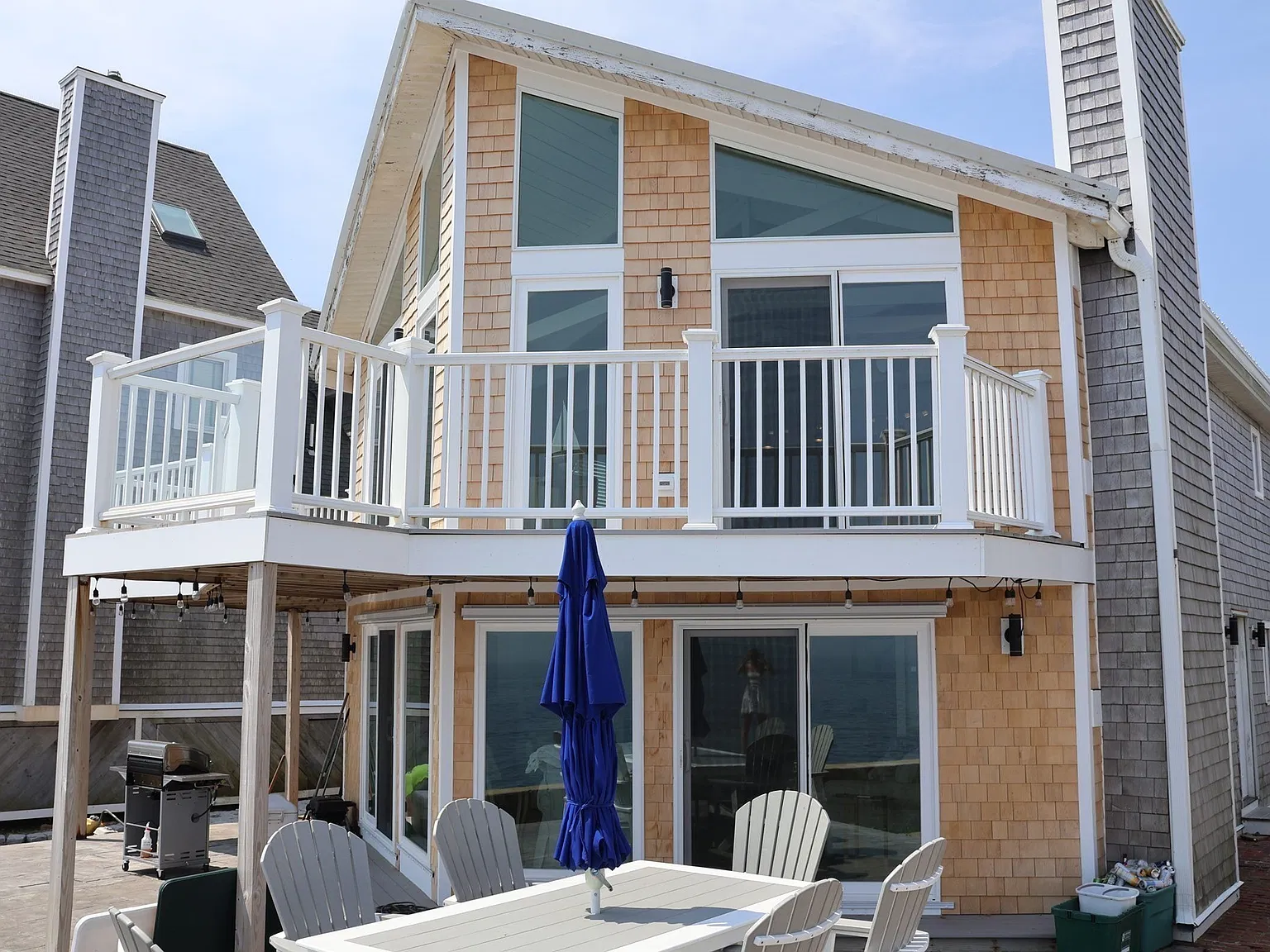 2 bed, 1.0 bath, 1050 sqft, $2,500 — Photo 2